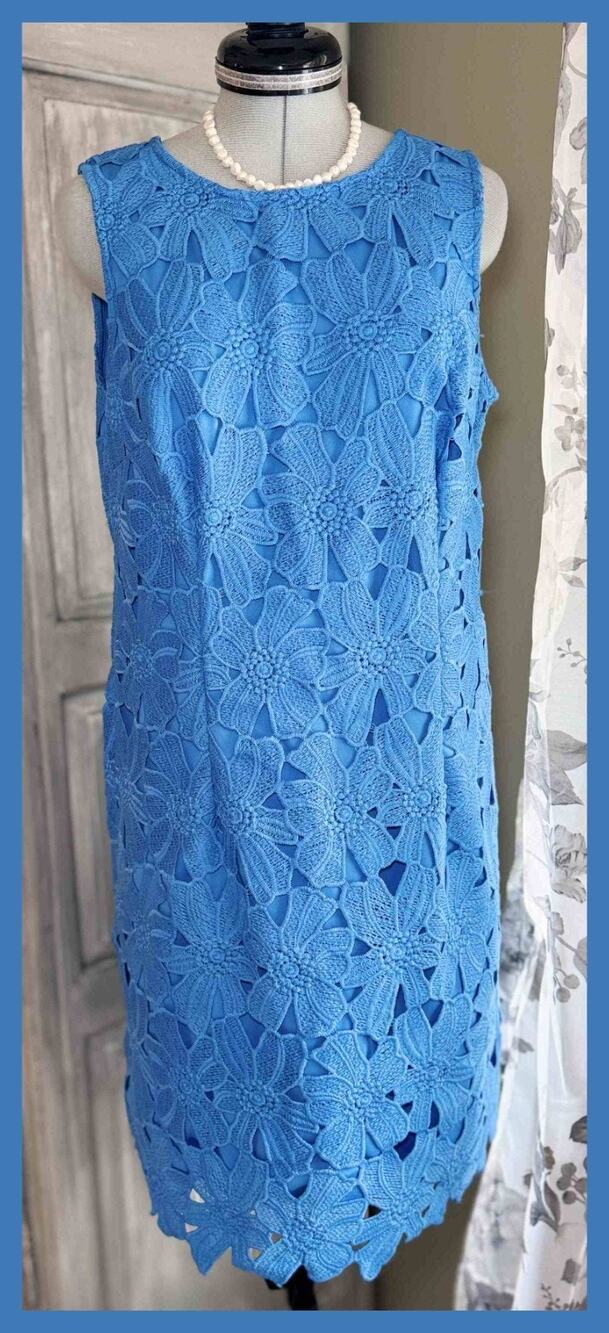 Ann Taylor Petite 10P Blue Daisy Floral Lace Sheath Dress Tank Sleeveless